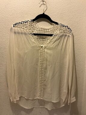 Joie Cream Crochet Yoke Peasant Blouse lace detail 100% silk size XS